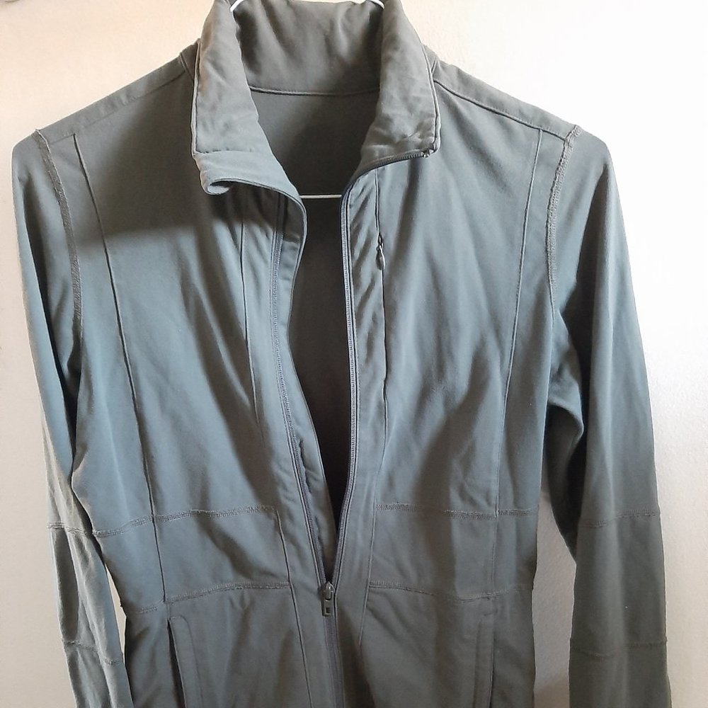 Roots Women's Vintage Olive Green Light Jacket